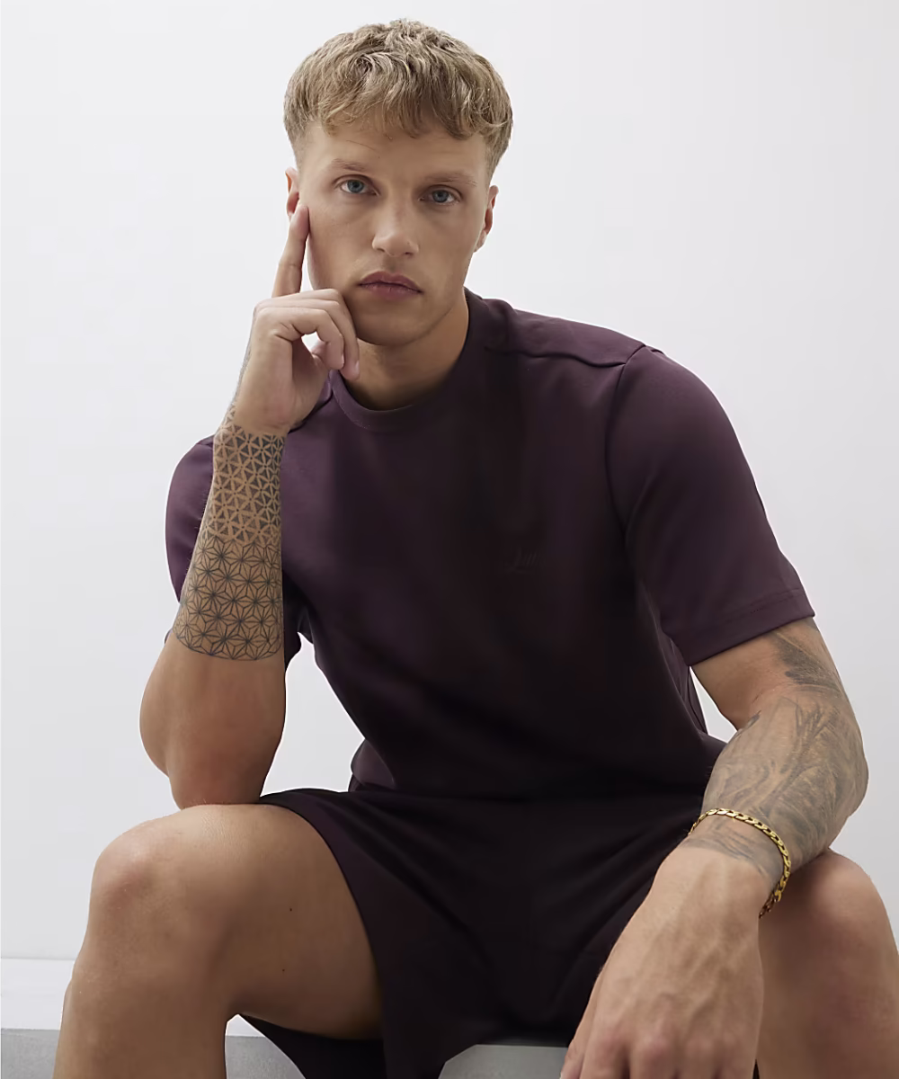 Red Regular Fit Luminis Shorts - Image 2