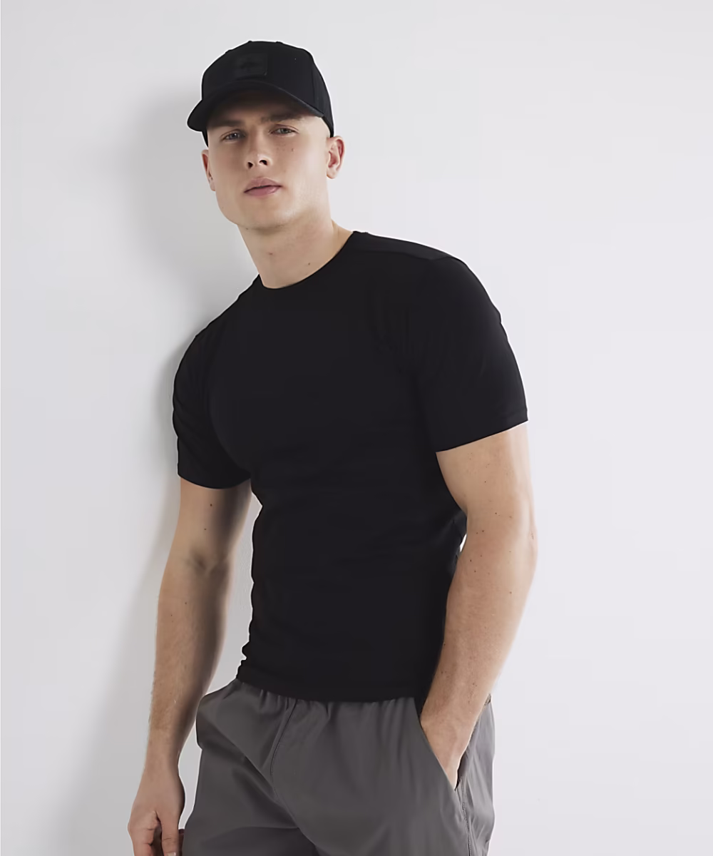 Black Muscle Fit Short Sleeve T-Shirt - Image 4