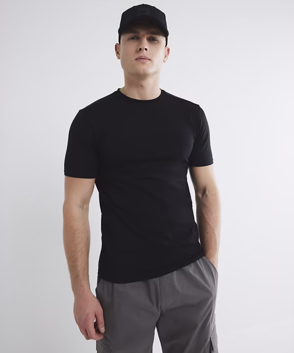 Black Muscle Fit Short Sleeve T-Shirt